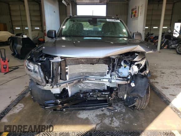 ✅ 2022 Chevrolet Colorado 2WD LT • VIN: 1GCHSCEA0N1176063 • Лот: 69856764. Опубликован ранее на Copart с пробегом 21 542 миль. Бесплатный доступ к архиву аукционных продаж из США и подробный отчёт об истории автомобиля на DreamBid. Изображение 5.