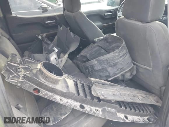 ✅ 2021 Chevrolet Silverado 1500 RST • VIN: 3GCUYEET4MG387356 • Lot: 43873022. Wystawiony na IAAI z przebiegiem 78 697 mil. Bezpłatny archiwum sprzedaży aukcyjnych z USA i szczegółowy raport historii pojazdu na DreamBid. Zdjęcie 12.