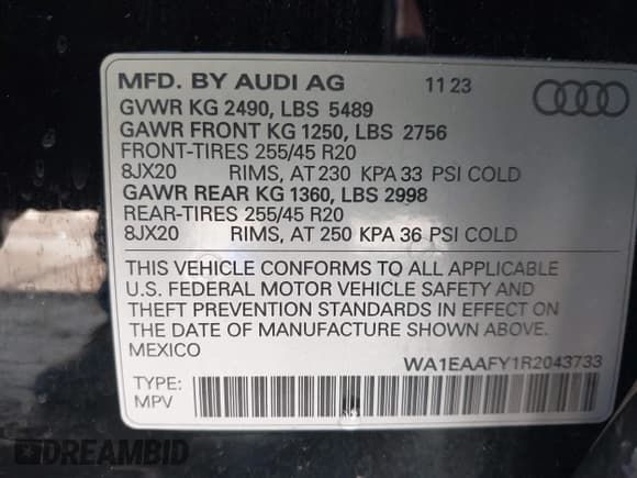 ✅ 2024 Audi Q5 S line Premium Plus • VIN: WA1EAAFY1R2043733 • Lot: 43268038. Listed on IAAI with 18,143 mi. Free auction sales archive from the USA and detailed vehicle history report at DreamBid. Image 9.