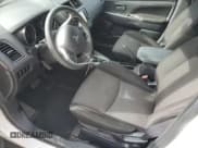 ✅ 2019 Mitsubishi Outlander ES • VIN: JA4AP3AU6KU034128 • Lot: 82345785. Wystawiony na Copart z przebiegiem 59 573 mil. Bezpłatny archiwum sprzedaży aukcyjnych z USA i szczegółowy raport historii pojazdu na DreamBid. Zdjęcie 7.