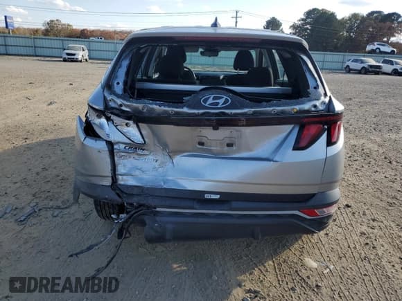 ✅ 2022 Hyundai Tucson SE • VIN: 5NMJA3AE8NH022042 • Lot: 91687355. Listed on Copart with 49,448 mi. Free auction sales archive from the USA and detailed vehicle history report at DreamBid. Image 6.