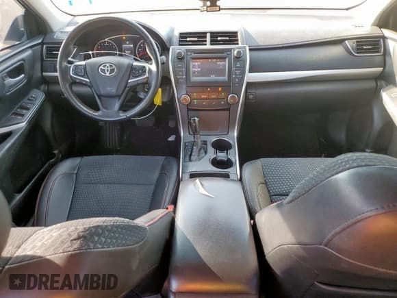 ✅ 2015 Toyota Camry SE • VIN: 4T1BF1FK4FU484998 • Lot: 91093535. Wystawiony na Copart z przebiegiem 161 139 mil. Bezpłatny archiwum sprzedaży aukcyjnych z USA i szczegółowy raport historii pojazdu na DreamBid. Zdjęcie 8.