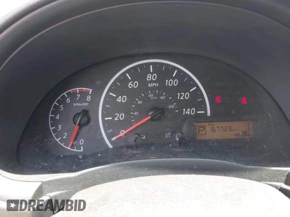 ✅ 2015 Nissan Versa S • VIN: 3N1CN7AP0FL814599 • Лот: 42937295. Опубликован ранее на IAAI с пробегом 167 723 миль. Бесплатный доступ к архиву аукционных продаж из США и подробный отчёт об истории автомобиля на DreamBid. Изображение 7.