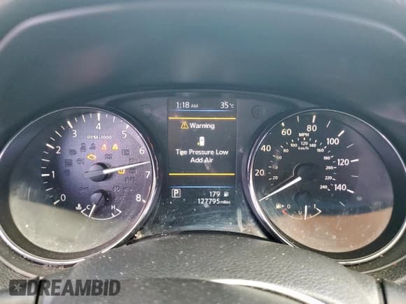 ✅ 2018 Nissan Rogue S • VIN: 5N1AT2MV5JC762202 • Lot: 71243925. Listed on Copart with 127,795 mi. Free auction sales archive from the USA and detailed vehicle history report at DreamBid. Image 9.