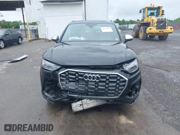 ✅ 2022 Audi SQ5 Premium Plus • VIN: WA1B4AFY0N2115770 • Лот: 42728012. Опубликован ранее на IAAI с пробегом 29 514 миль. Бесплатный доступ к архиву аукционных продаж из США и подробный отчёт об истории автомобиля на DreamBid. Изображение 12.