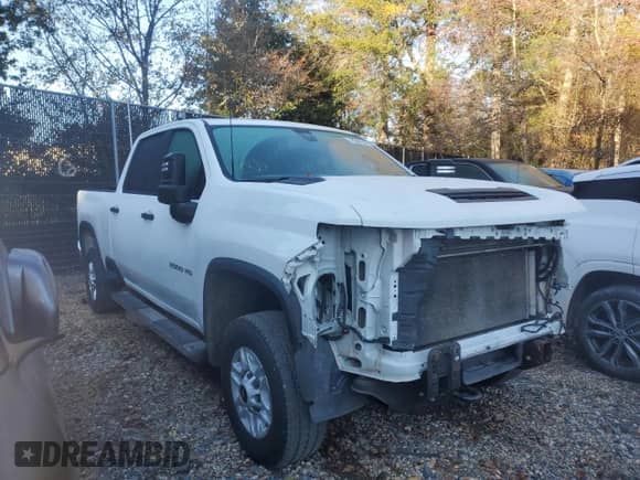 2023 Chevrolet Silverado 2500HD Work Truck with VIN 1GC1YLE72PF131118, listed as a Copart auction lot 85170475 with 114,261 mi miles and Clean title. Bid and sale history available at DreamBid. Image 4.