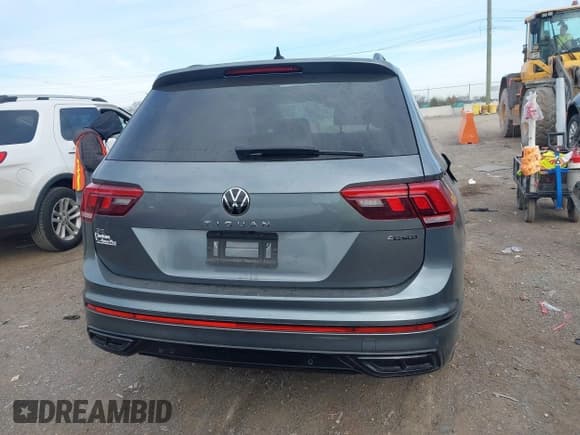 ✅ 2022 Volkswagen Tiguan SE R-Line Black • VIN: 3VV8B7AXXNM041887 • Лот: 43654622. Опубликован ранее на IAAI с пробегом 61 461 миль. Бесплатный доступ к архиву аукционных продаж из США и подробный отчёт об истории автомобиля на DreamBid. Изображение 16.