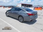 ✅ 2023 Nissan Altima SV • VIN: 1N4BL4DW8PN393738 • Lot: 42663161. Listed on IAAI with 25,470 mi. Free auction sales archive from the USA and detailed vehicle history report at DreamBid. Image 3.