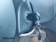 ✅ 2006 Ford Focus SE • VIN: 1FAHP36N66W218281 • Lot: 43047078. Wystawiony na IAAI z przebiegiem 145 371 mil. Bezpłatny archiwum sprzedaży aukcyjnych z USA i szczegółowy raport historii pojazdu na DreamBid. Zdjęcie 11.