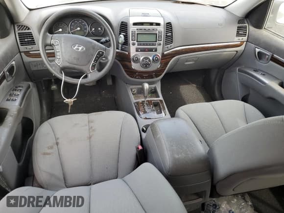 ✅ 2012 Hyundai Santa Fe GLS • VIN: 5XYZGDAB7CG097500 • Lot: 76201154. Listed on Copart with 51,100 mi. Free auction sales archive from the USA and detailed vehicle history report at DreamBid. Image 8.