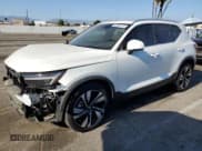 ✅ 2024 Volvo XC40 Ultimate Bright Theme • VIN: YV4L12UF8R2341133 • Lot: 52930115. Listed on Copart with 14,022 mi. Free auction sales archive from the USA and detailed vehicle history report at DreamBid. Image 1.