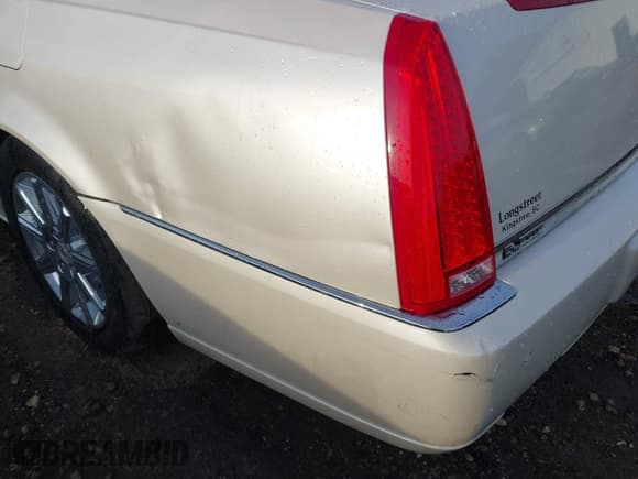 ✅ 2010 Cadillac DTS 1SD • VIN: 1G6KH5EY1AU130234 • Lot: 43744337. Listed on IAAI with 120,459 mi. Free auction sales archive from the USA and detailed vehicle history report at DreamBid. Image 13.