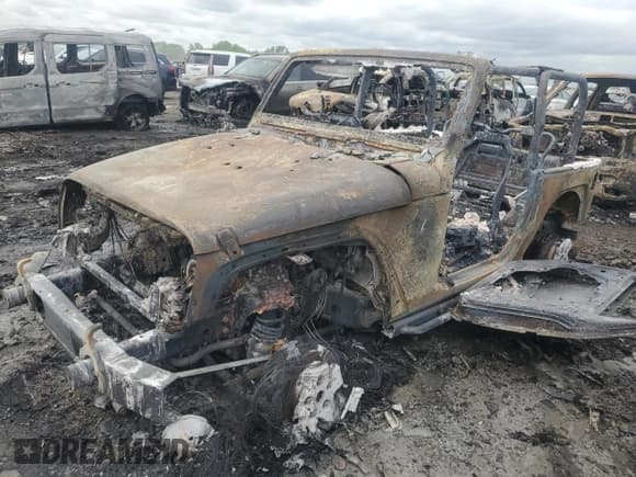 ✅ 2016 Jeep Wrangler Black Bear • VIN: 1C4AJWAGXGL169919 • Lot: 51573455. Wystawiony na Copart z przebiegiem 98 406 mil. Bezpłatny archiwum sprzedaży aukcyjnych z USA i szczegółowy raport historii pojazdu na DreamBid. Zdjęcie 1.