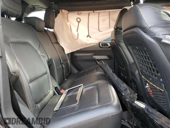 ✅ 2021 Ford Bronco • VIN: 1FMEE5DP8MLA67974 • Lot: 71553465. Wystawiony na Copart z przebiegiem 57 575 mil. Bezpłatny archiwum sprzedaży aukcyjnych z USA i szczegółowy raport historii pojazdu na DreamBid. Zdjęcie 10.