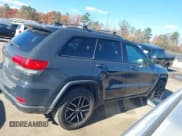 ✅ 2017 Jeep Grand Cherokee Trailhawk • VIN: 1C4RJFLGXHC874737 • Lot: 43638039. Wystawiony na IAAI z przebiegiem 125 315 mil. Bezpłatny archiwum sprzedaży aukcyjnych z USA i szczegółowy raport historii pojazdu na DreamBid. Zdjęcie 13.