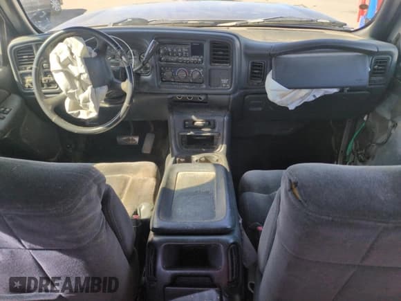 ✅ 2002 Chevrolet Silverado 2500HD LS • VIN: 1GCHK29192E266062 • Лот: 57260585. Опубликован ранее на Copart с пробегом 198 676 миль. Бесплатный доступ к архиву аукционных продаж из США и подробный отчёт об истории автомобиля на DreamBid. Изображение 8.