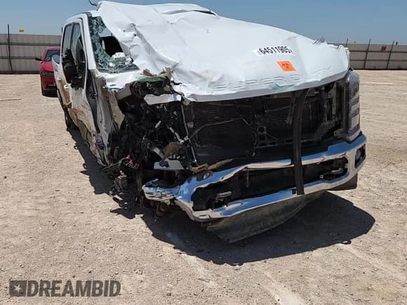 ✅ 2024 Ford F-250 XL • VIN: 1FT7W2BT3REF54522 • Лот: 64511905. Опубликован ранее на Copart с пробегом Не указан. Бесплатный доступ к архиву аукционных продаж из США и подробный отчёт об истории автомобиля на DreamBid. Изображение 12.