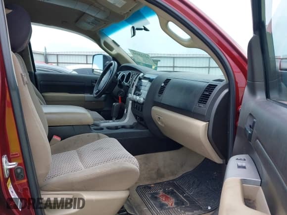 ✅ 2008 Toyota Tundra • VIN: 5TFBV54138X048122 • Lot: 42723190. Listed on IAAI with 337,044 mi. Free auction sales archive from the USA and detailed vehicle history report at DreamBid. Image 5.