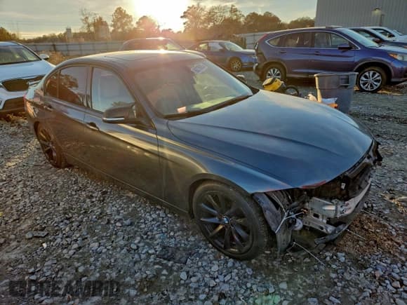 ✅ 2012 BMW 3 Series 328i • VIN: WBA3A5C5XCF259012 • Lot: 96278085. Wystawiony na Copart z przebiegiem 163 034 mil. Bezpłatny archiwum sprzedaży aukcyjnych z USA i szczegółowy raport historii pojazdu na DreamBid. Zdjęcie 4.