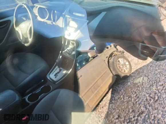 2013 Hyundai Elantra Limited with VIN 5NPDH4AE8DH393914, listed as a Copart auction lot 82622775 with Not provided miles and Clean title. Bid and sale history available at DreamBid. Image 8.