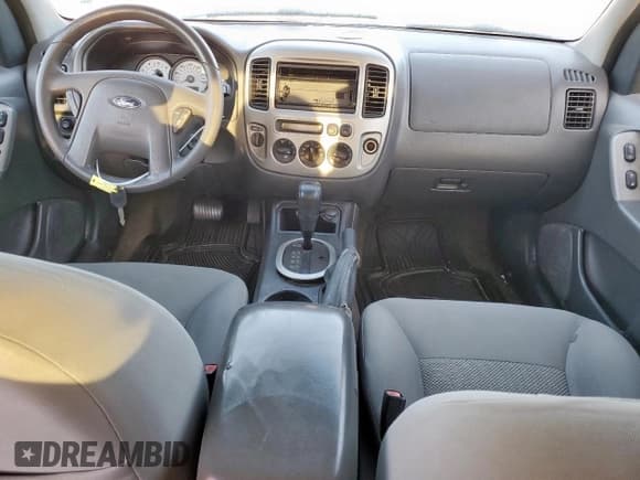 ✅ 2007 Ford Escape XLT • VIN: 1FMYU03187KA25718 • Lot: 91142115. Listed on Copart with 204,243 mi. Free auction sales archive from the USA and detailed vehicle history report at DreamBid. Image 8.