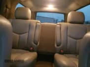 ✅ 2005 Chevrolet Suburban Z71 • VIN: 3GNFK16Z65G173564 • Лот: 80733514. Опубликован ранее на Copart с пробегом 211 922 миль. Бесплатный доступ к архиву аукционных продаж из США и подробный отчёт об истории автомобиля на DreamBid. Изображение 10.
