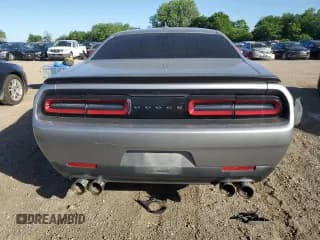 ✅ 2016 Dodge Challenger R/T • VIN: 2C3CDZBT6GH193388 • Lot: 57861844. Wystawiony na Copart z przebiegiem 102 890 mil. Bezpłatny archiwum sprzedaży aukcyjnych z USA i szczegółowy raport historii pojazdu na DreamBid. Zdjęcie 6.