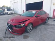 ✅ 2021 Mazda 3 Select • VIN: 3MZBPABLXMM253330 • Lot: 43319033. Wystawiony na IAAI z przebiegiem 78 045 mil. Bezpłatny archiwum sprzedaży aukcyjnych z USA i szczegółowy raport historii pojazdu na DreamBid. Zdjęcie 2.
