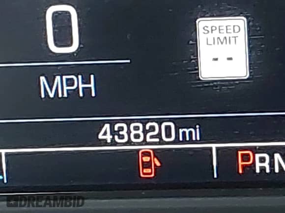 2020 Chevrolet Suburban Premier z VIN 1GNSCJKC0LR121728, wystawiony jako IAAI lot #41105003 z przebiegiem 43 820 mil mil oraz . Historia ofert i sprzedaży dostępna na DreamBid. Obrazek 15.