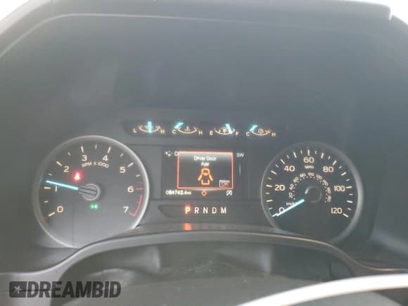 ✅ 2018 Ford F-150 Lariat • VIN: 1FTEW1E50JKE18031 • Lot: 89826085. Listed on Copart with 84,743 mi. Free auction sales archive from the USA and detailed vehicle history report at DreamBid. Image 9.