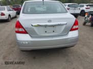 ✅ 2011 Nissan Versa S • VIN: 3N1BC1AP6BL461276 • Лот: 43119740. Опубликован ранее на IAAI с пробегом 118 296 миль. Бесплатный доступ к архиву аукционных продаж из США и подробный отчёт об истории автомобиля на DreamBid. Изображение 6.