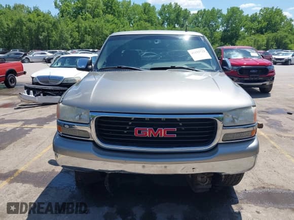 ✅ 2001 GMC Sierra 1500 SLE • VIN: 2GTEK19T611308931 • Лот: 42192722. Опубликован ранее на IAAI с пробегом 271 777 миль. Бесплатный доступ к архиву аукционных продаж из США и подробный отчёт об истории автомобиля на DreamBid. Изображение 13.
