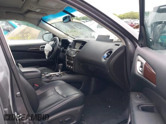 ✅ 2016 Nissan Pathfinder SV • VIN: 5N1AR2MM0GC637087 • Lot: 39670461. Wystawiony na IAAI z przebiegiem 82 316 mil. Bezpłatny archiwum sprzedaży aukcyjnych z USA i szczegółowy raport historii pojazdu na DreamBid. Zdjęcie 5.