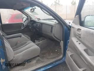 ✅ 2004 Dodge Dakota Sport • VIN: 1D7GL32K84S690487 • Lot: 41935990. Wystawiony na IAAI z przebiegiem 116 375 mil. Bezpłatny archiwum sprzedaży aukcyjnych z USA i szczegółowy raport historii pojazdu na DreamBid. Zdjęcie 5.