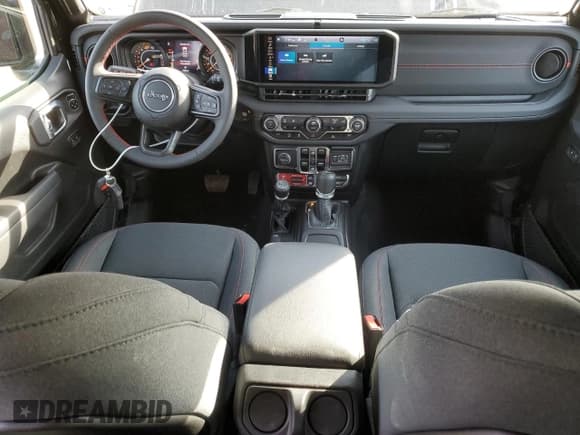 ✅ 2024 Jeep Wrangler Rubicon • VIN: 1C4PJXFG2RW275534 • Lot: 48775095. Wystawiony na Copart z przebiegiem 705 mil. Bezpłatny archiwum sprzedaży aukcyjnych z USA i szczegółowy raport historii pojazdu na DreamBid. Zdjęcie 8.