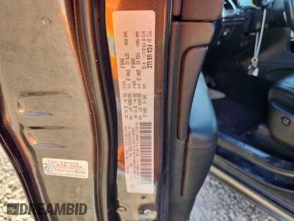 ✅ 2016 Jeep Grand Cherokee Overland • VIN: 1C4RJFCM1GC377936 • Лот: 81449065. Опубликован ранее на Copart с пробегом 120 309 миль. Бесплатный доступ к архиву аукционных продаж из США и подробный отчёт об истории автомобиля на DreamBid. Изображение 13.