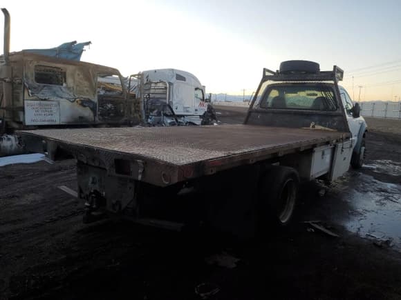 ✅ 2005 Ford F-450 • VIN: 1FDXF46P65ED12547 • Lot: 43158715. Listed on Copart with 230,920 mi. Free auction sales archive from the USA and detailed vehicle history report at DreamBid. Image 3.