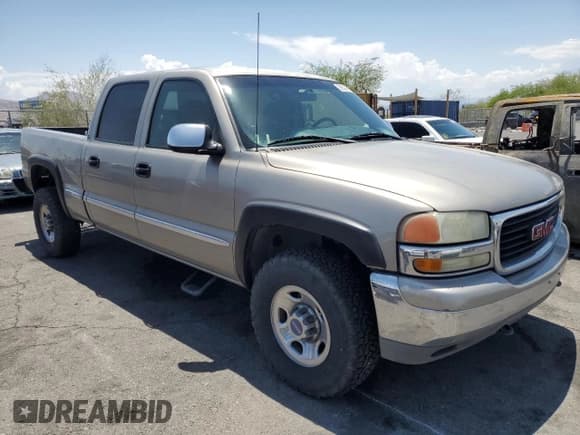 ✅ 2001 GMC Sierra 1500HD SLE • VIN: 1GTGC13U91F156403 • Lot: 59527895. Wystawiony na Copart z przebiegiem 292 215 mil. Bezpłatny archiwum sprzedaży aukcyjnych z USA i szczegółowy raport historii pojazdu na DreamBid. Zdjęcie 4.