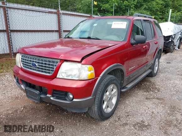 ✅ 2005 Ford Explorer XLT • VIN: 1FMZU73K95UB75280 • Lot: 42315917. Wystawiony na IAAI z przebiegiem 185 449 mil. Bezpłatny archiwum sprzedaży aukcyjnych z USA i szczegółowy raport historii pojazdu na DreamBid. Zdjęcie 2.