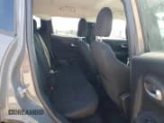 ✅ 2020 Jeep Renegade Latitude • VIN: ZACNJABB9LPL16788 • Lot: 56921635. Wystawiony na Copart z przebiegiem 56 708 mil. Bezpłatny archiwum sprzedaży aukcyjnych z USA i szczegółowy raport historii pojazdu na DreamBid. Zdjęcie 10.