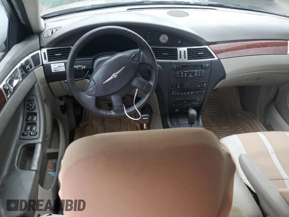 ✅ 2008 Chrysler Pacifica Touring • VIN: 2A8GM68X38R606541 • Lot: 74973124. Wystawiony na Copart z przebiegiem Nie podano. Bezpłatny archiwum sprzedaży aukcyjnych z USA i szczegółowy raport historii pojazdu na DreamBid. Zdjęcie 8.