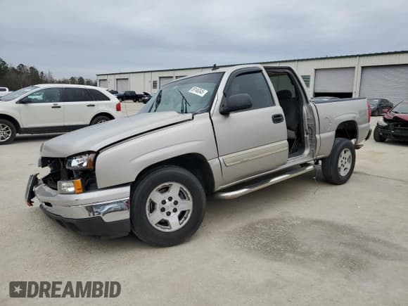 ✅ 2006 Chevrolet Silverado 1500 LT1 • VIN: 1GCEC19TX6Z267473 • Лот: 89146345. Опубликован ранее на Copart с пробегом 270 137 миль. Бесплатный доступ к архиву аукционных продаж из США и подробный отчёт об истории автомобиля на DreamBid. Изображение 1.