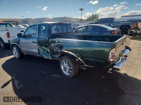 ✅ 2000 Toyota Tacoma • VIN: 4TAVL52N8YZ600013 • Lot: 85351465. Wystawiony na Copart z przebiegiem 298 686 mil. Bezpłatny archiwum sprzedaży aukcyjnych z USA i szczegółowy raport historii pojazdu na DreamBid. Zdjęcie 2.