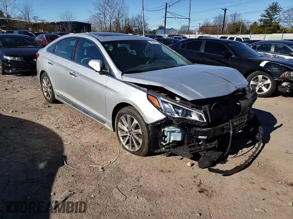 ✅ 2017 Hyundai Sonata Sport • VIN: 5NPE34AF2HH454417 • Lot: 43626613. Listed on Copart with 105,613 mi. Free auction sales archive from the USA and detailed vehicle history report at DreamBid. Image 11.