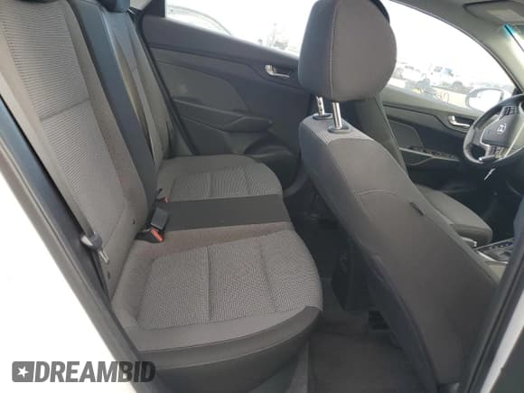 ✅ 2018 Hyundai Accent Limited • VIN: 3KPC34A35JE018975 • Лот: 74818524. Опубликован ранее на Copart с пробегом 57 063 миль. Бесплатный доступ к архиву аукционных продаж из США и подробный отчёт об истории автомобиля на DreamBid. Изображение 10.