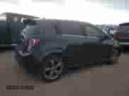 2013 Chevrolet Sonic RS z VIN 1G1JG6SB3D4218166, wystawiony jako Copart lot #65519165 z przebiegiem 102 166 mil mil oraz Nie do naprawy • Non repairable. Historia ofert i sprzedaży dostępna na DreamBid. Obrazek 3.