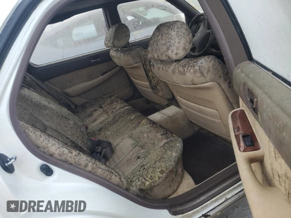 ✅ 1993 Lexus LS • VIN: JT8UF11E4P0182942 • Lot: 74141754. Wystawiony na Copart z przebiegiem Nie podano. Bezpłatny archiwum sprzedaży aukcyjnych z USA i szczegółowy raport historii pojazdu na DreamBid. Zdjęcie 10.