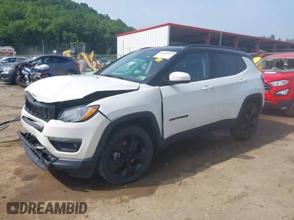 2020 Jeep Compass Latitude с VIN 3C4NJDBB6LT157841, выставлен на аукционе IAAI как лот 42484052 с пробегом 52 610 миль миль и . История ставок и продаж доступна на DreamBid. Изображение 2.
