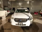 ✅ 2013 Ford Police Interceptor • VIN: 1FAHP2MT7DG101909 • Lot: 41400024. Wystawiony na IAAI z przebiegiem 260 481 mil. Bezpłatny archiwum sprzedaży aukcyjnych z USA i szczegółowy raport historii pojazdu na DreamBid. Zdjęcie 12.