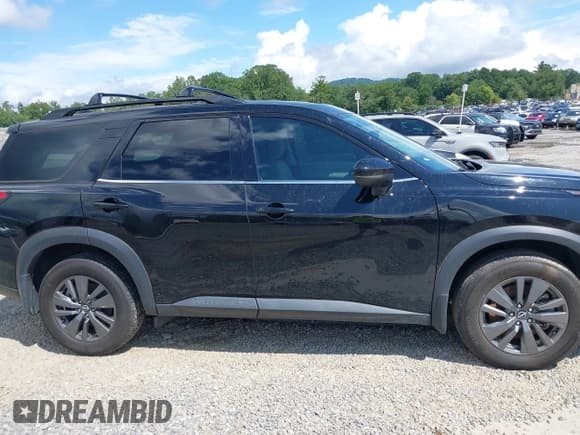 ✅ 2022 Nissan Pathfinder SV • VIN: 5N1DR3BB1NC239632 • Lot: 43030308. Listed on IAAI with 21,638 mi. Free auction sales archive from the USA and detailed vehicle history report at DreamBid. Image 13.